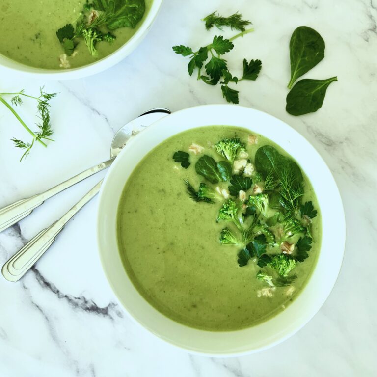 Broccoli Spinach And Pesto Soup