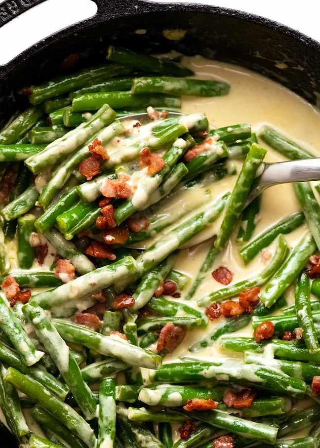 Green Beans in Creamy Parmesan Sauce – with bacon!